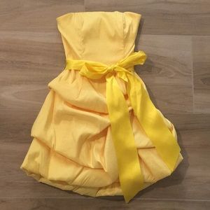 •Jessica McClintock Strapless Prom Dress•